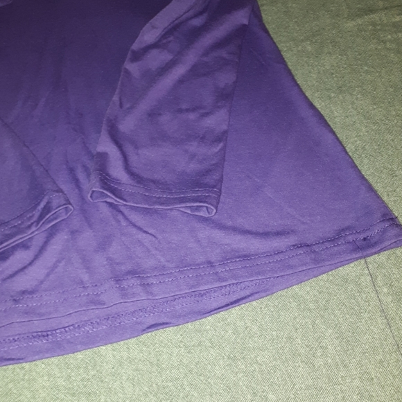 Gorgeous Purple Long Sleeve Tee, Unused. - Picture 4 of 4